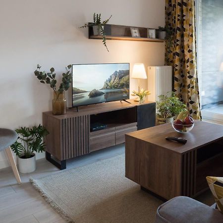 Apartament Sloneczny Kamienica Grochow With Free Parking Varšava Exteriér fotografie